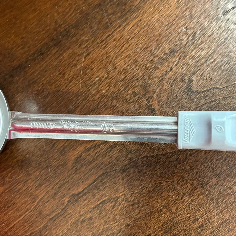Stainless Steel Measuring Scoop with Gray Handle